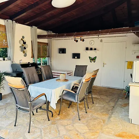 Appartement Family Near Petrcane - Quiet & - Unit 2