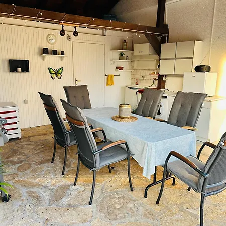 Appartement Family Near Petrcane - Quiet & - Unit 2 Gornje Petrcane