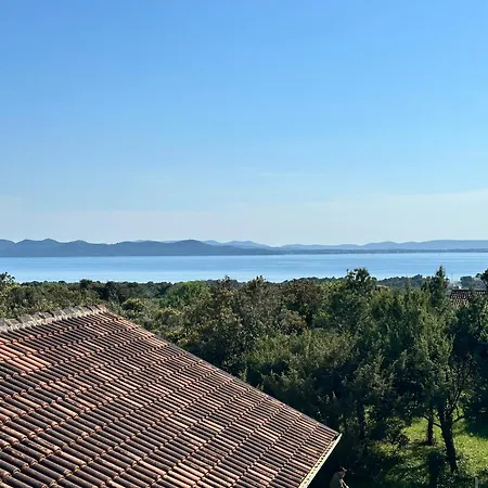 Appartement Family Near Petrcane - Quiet & - Unit 2